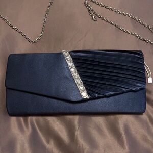 Chic Black Evening Clutch with Chain